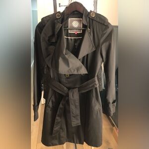VINCE CAMUTO Women’s Black Trench Coat w Ruffle Accent (XS)